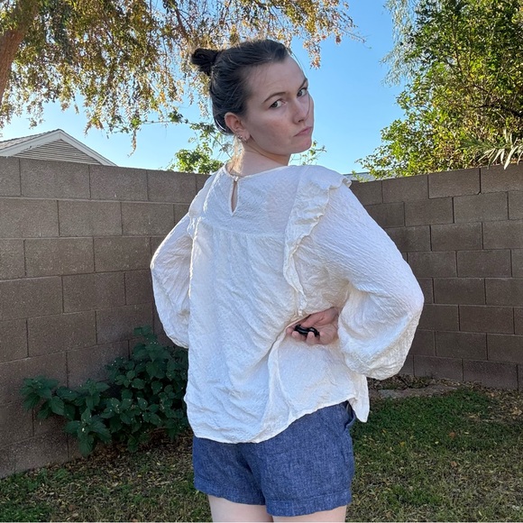 H&M Cream Ruffle Blouse - Picture 5 of 6